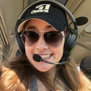 Meet your Posher, Sabrina